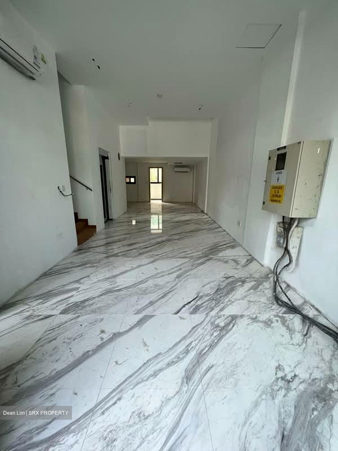 Starlight Road (D8), Terrace #542397991